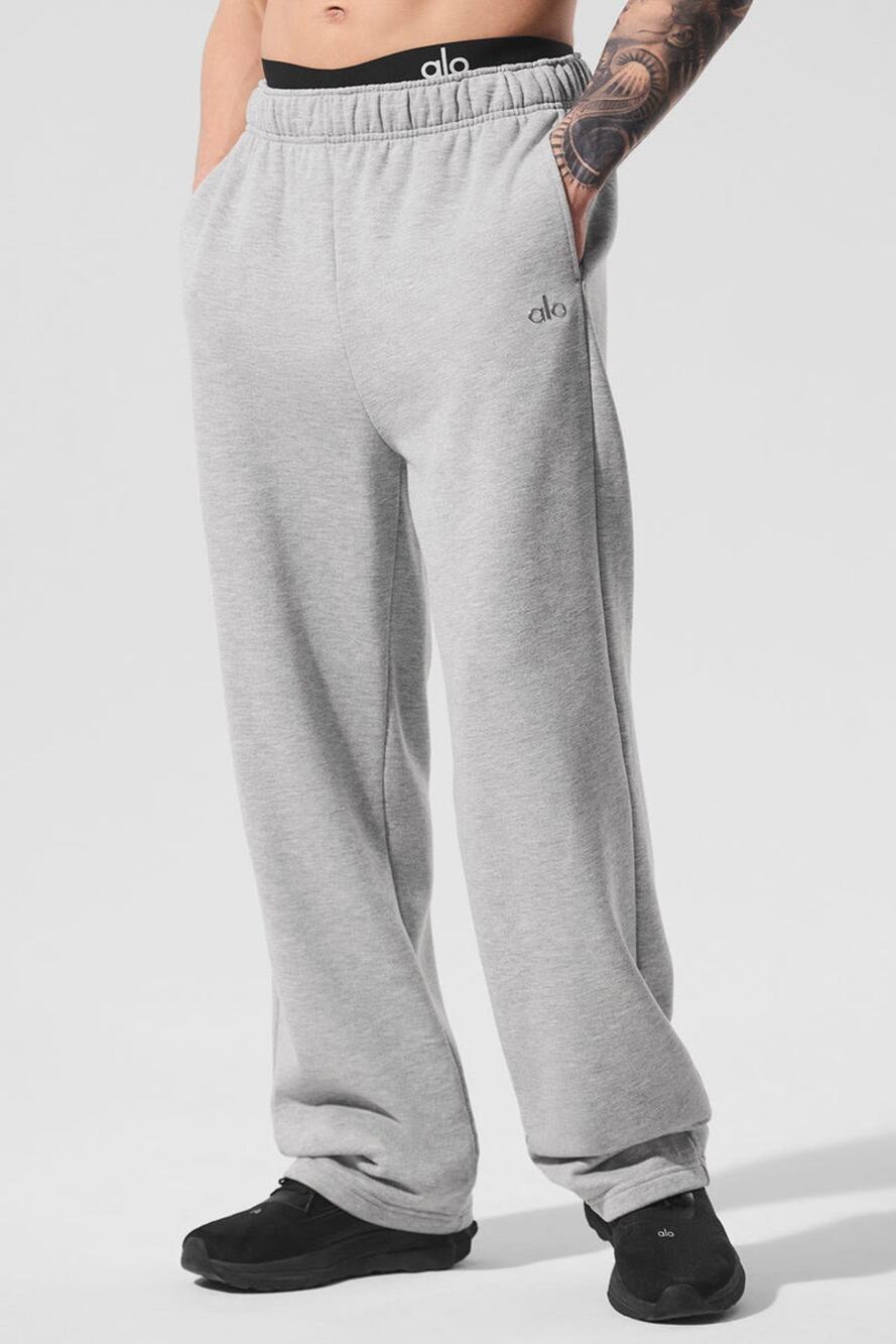ALO Yoga Men’s Sz Medium Accolade Straight Leg Sweatpants Athletic Heather Gray